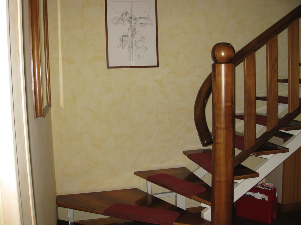 B&B Garden Solto Collina Buitenkant foto
