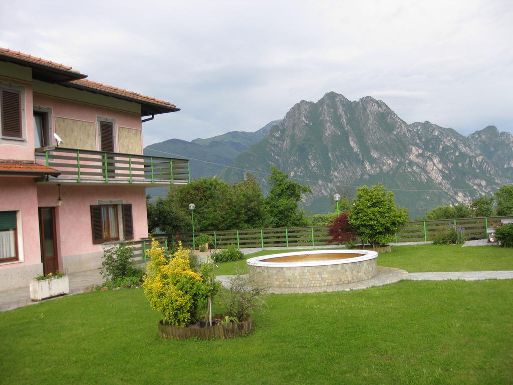 B&B Garden Solto Collina Buitenkant foto